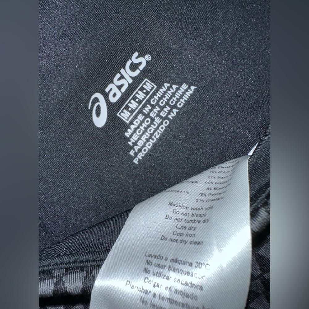 Asics Black and Gray Patterned Leggings - Picture 4 of 10
